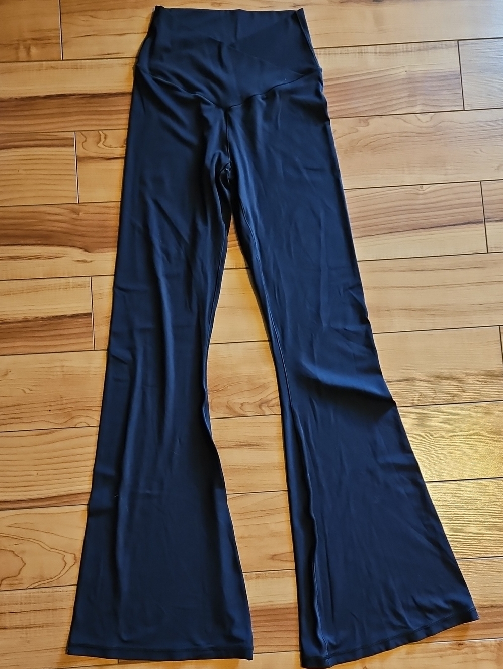 Offline Crossover Black High-Waist Flare Leggings